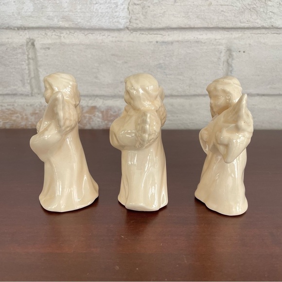 Three Ceramic Angels - Picture 10 of 14